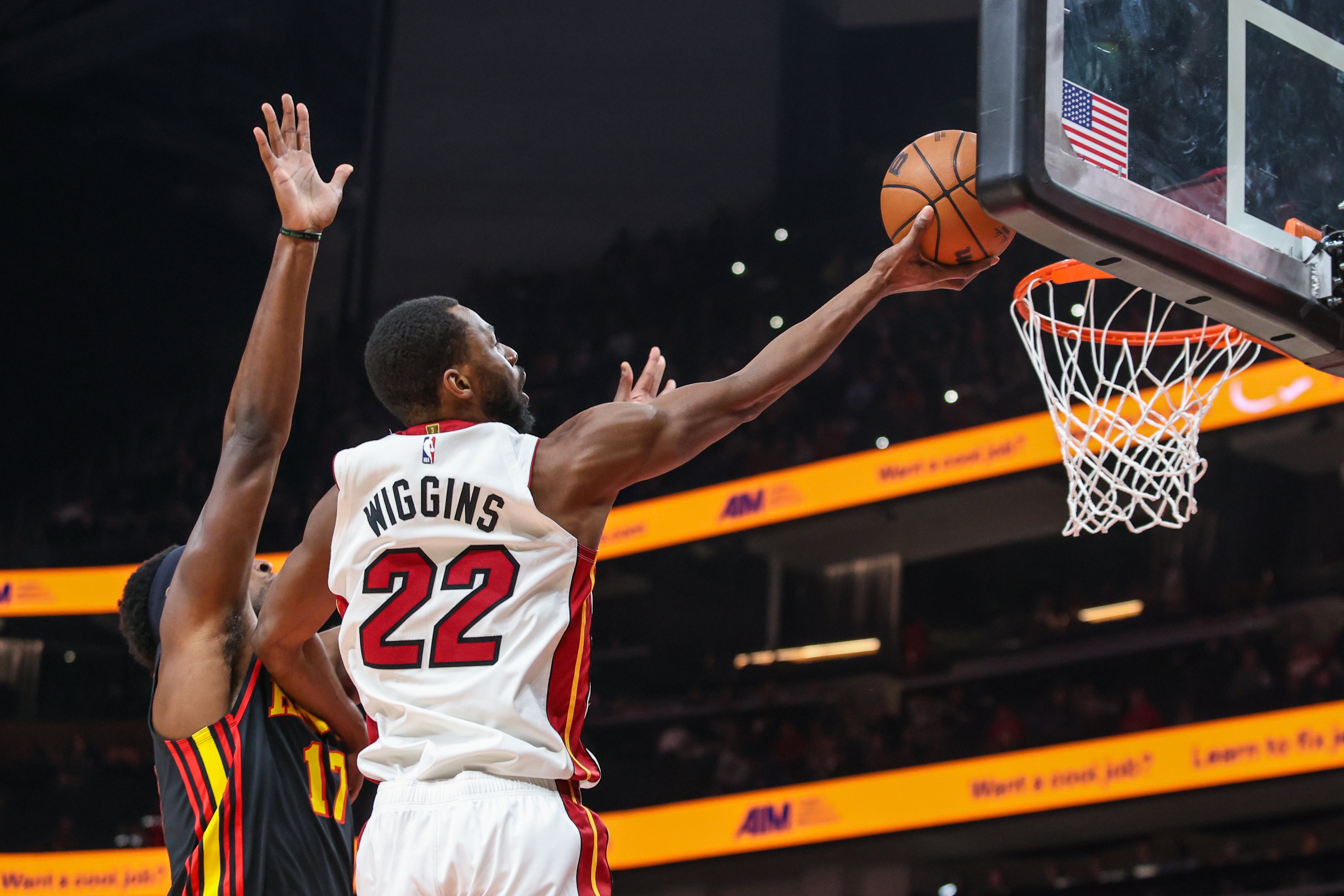 官方网站-斯波：维金斯是最被低估的攻防一体球员之一 他能防&amp;但也是得分手