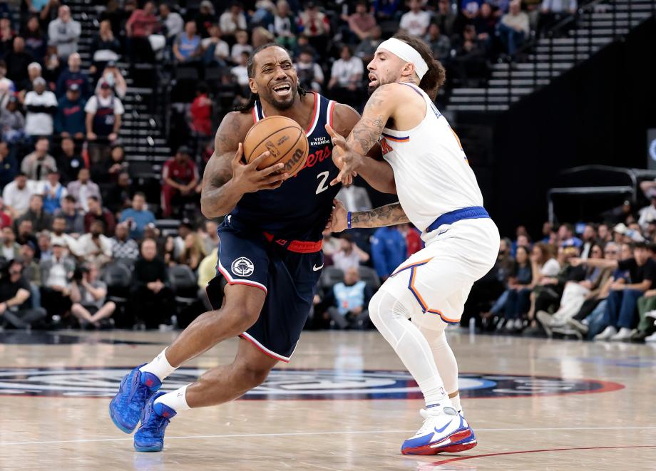 Yabo-莱昂纳德29+7+8唐斯空砍35+12+7 快船击退尼克斯